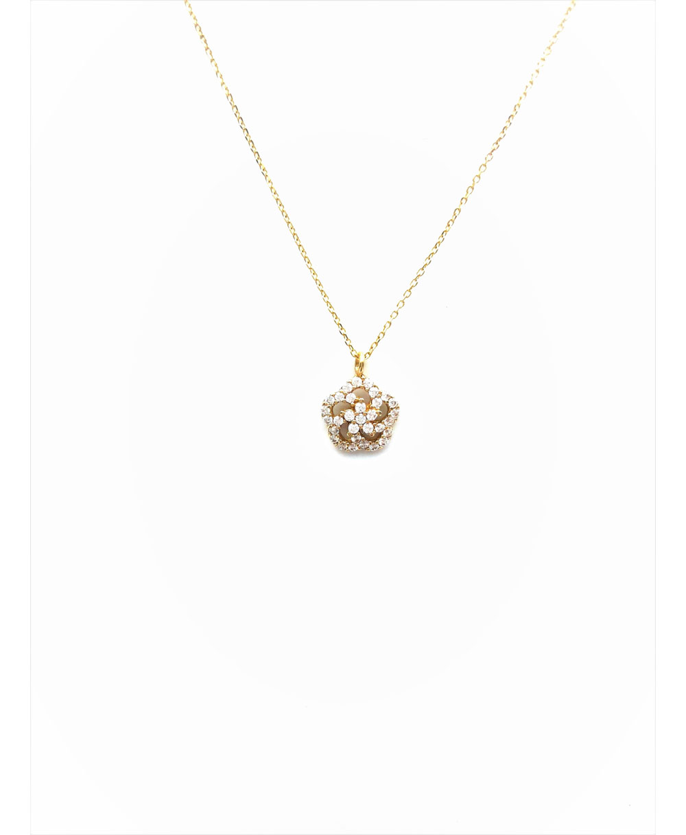 Women's necklace