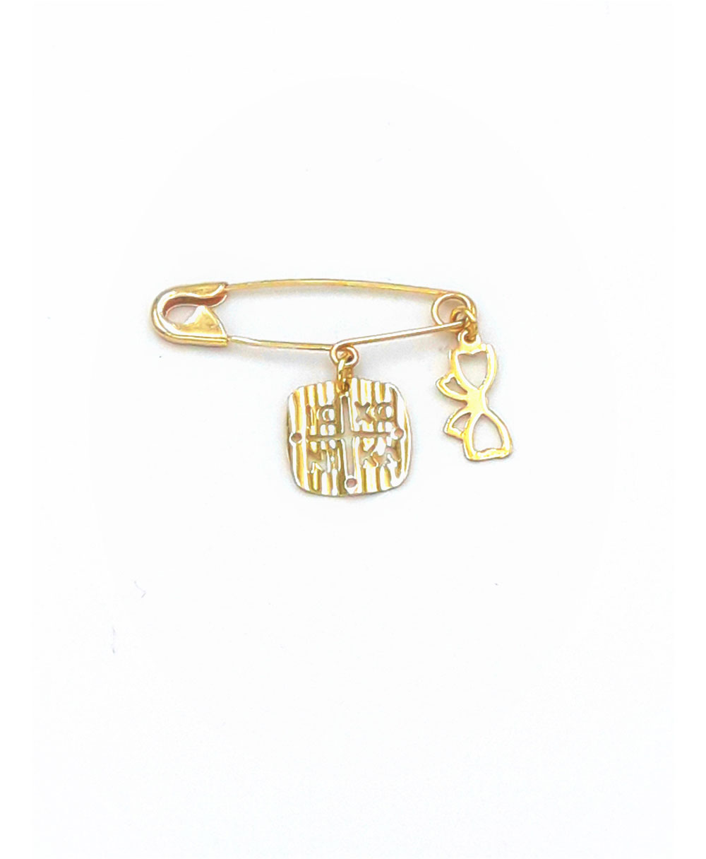 Safety pin for a girl